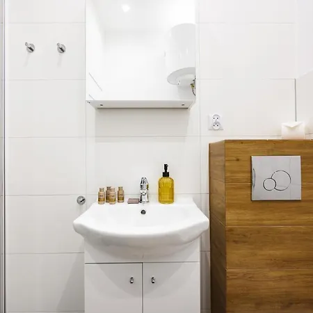 Milky By Oneapartments Apartment
